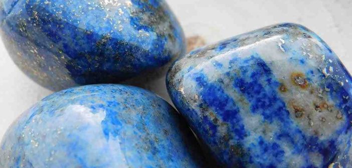 Quels sont les bienfaits de la pierre Lapis-lazuli ?